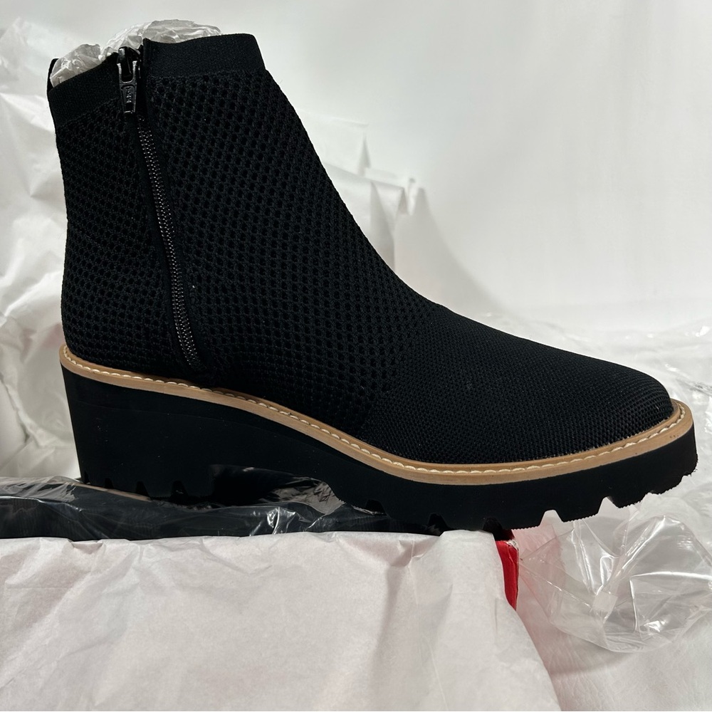 Vaneli -Women's Marina Knit Lifestyle Black Stretch Knit Booties -Size 9.5 W (D) - Picture 2 of 9